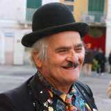 �Dopo l�addio di Michele decisi di interpretare il mitico Piripicchio � ci racconta l�oggi 76enne Vito -. Il motivo? Non volevo che si perdesse per sempre questa maschera, che rappresenta l�essenza dei grandi artisti di strada�